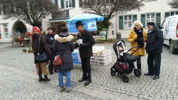 Infostand auf dem Holzmarkt